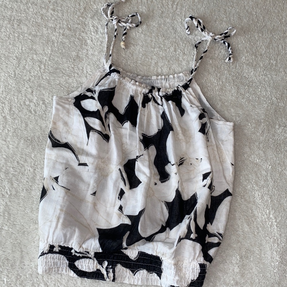 Black tank shirt w/ white flowers